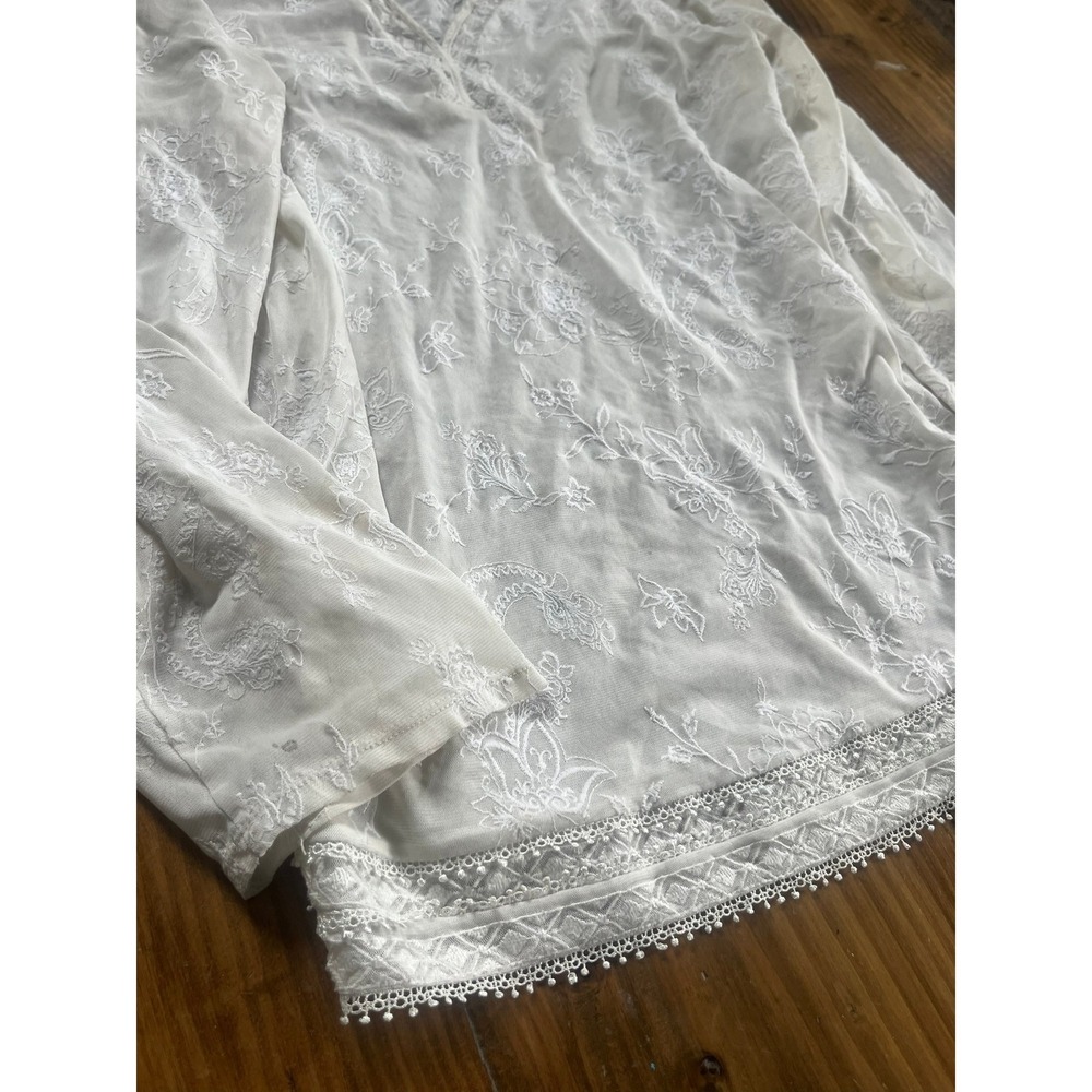 White House Black Market Embroidered Mesh V-Neck Tunic Top Off-White XL Boho - Picture 2 of 6